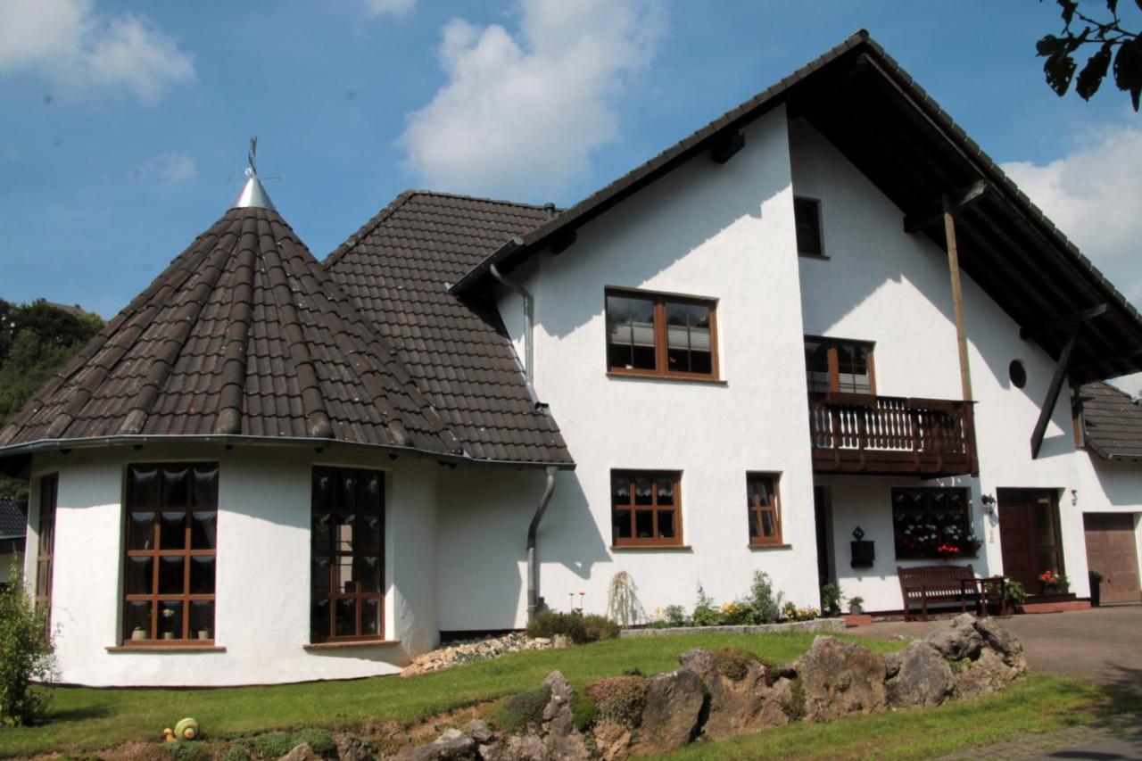 Bed and Breakfast Gaestezimmer Gier Dahlem  Екстер'єр фото